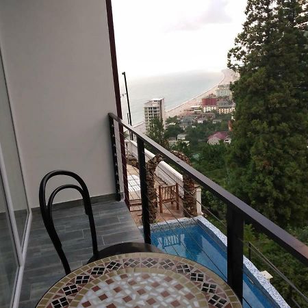 Aniva The Hotel Батумі Екстер'єр фото