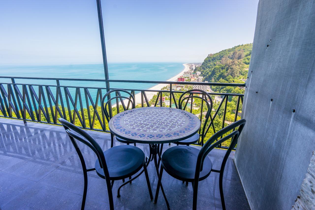 Aniva The Hotel Батумі Екстер'єр фото